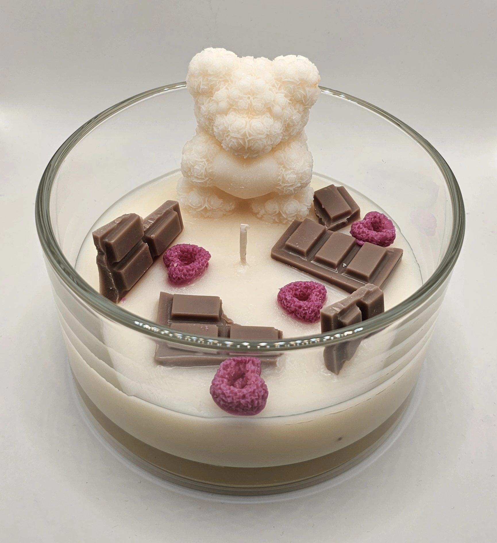 Świeca przypominająca deser